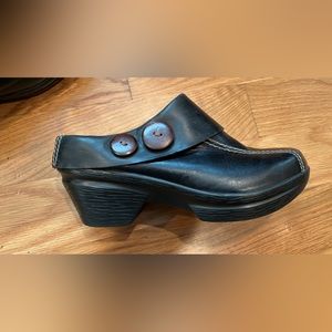 Sanita Clogs